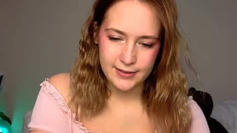 li_ni_ online show from February 7, 2025, 6:35 am