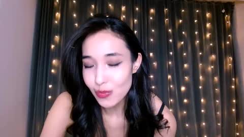 Li  online show from March 3, 2025, 11:03 pm