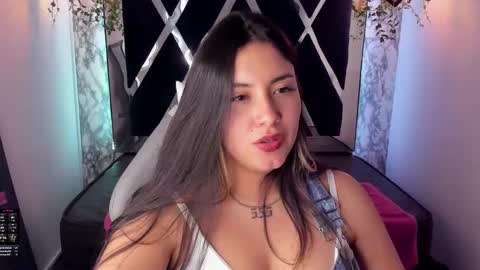 Lia  online show from January 7, 2025, 5:20 pm