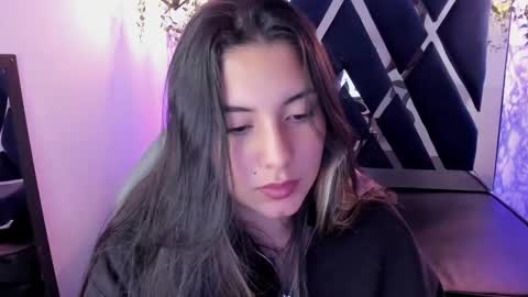 Lia  online show from February 13, 2025, 5:22 pm