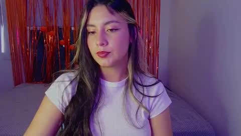 Snapshot of lia_14_ chatting on November 1, 2025, 8:22 pm Lia online show from November 1, 2025, 8:22 pm