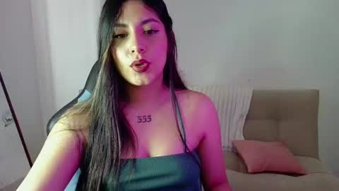Lia  online show from June 9, 2026, 9:15 pm