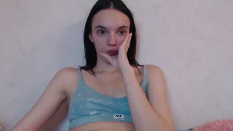 Lia online show from January 13, 2025, 8:04 pm