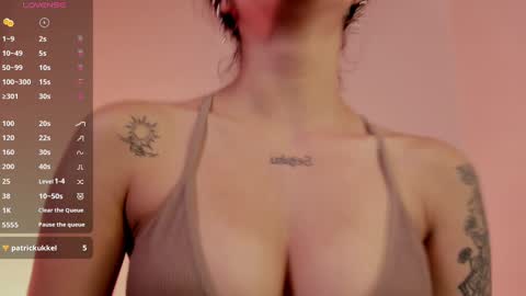 Snapshot of lia__summer chatting on December 15, 2024, 3:34 am lia__summer online show from December 15, 2024, 3:34 am