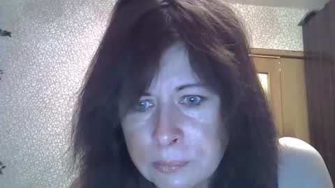 Snapshot of lia_ang chatting on October 21, 2025, 4:41 pm lia_ang online show from October 21, 2025, 4:41 pm