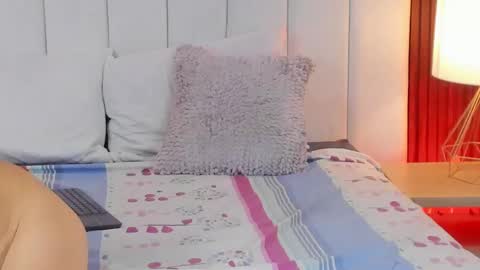 Maria Jose Lujan online show from March 12, 2025, 11:33 pm