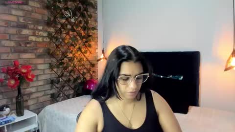 Snapshot of lia_blake_ chatting on February 18, 2026, 12:01 pm LIA online show from February 18, 2026, 12:01 pm