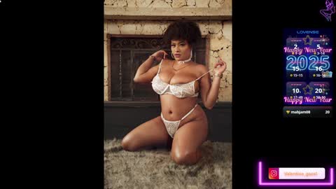 Snapshot of lia_daniiels01 chatting on January 8, 2025, 6:41 am V A L online show from January 8, 2025, 6:41 am