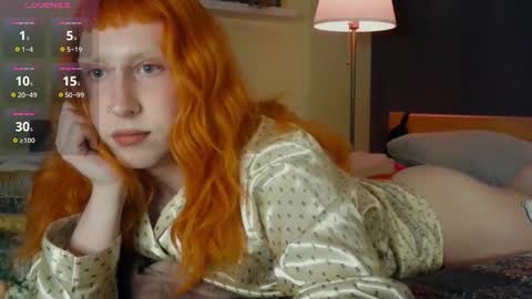 Snapshot of lia_grl chatting on May 3, 2026, 8:15 pm lia_grl online show from May 3, 2026, 8:15 pm