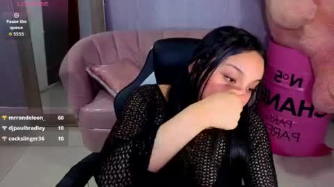 lia_harper_t online show from June 14, 2026, 3:14 pm