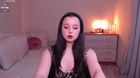L I A online show from April 15, 2026, 3:41 pm