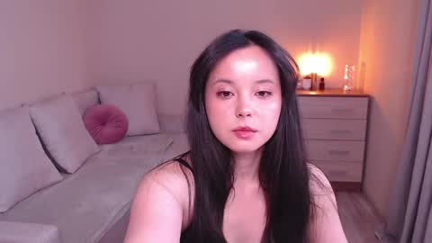 L I A online show from May 7, 2026, 3:17 pm