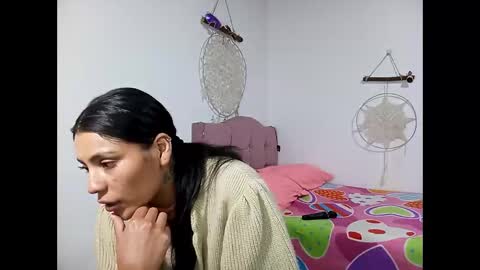 Lia online show from May 13, 2026, 10:17 pm