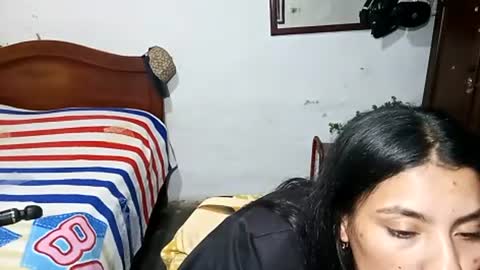 Lia online show from June 25, 2026, 5:12 am