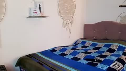 Lia online show from July 28, 2026, 4:39 pm