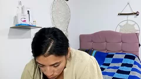 Lia online show from August 3, 2026, 12:53 am