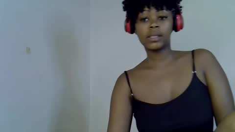 Snapshot of lia_jupiter1 chatting on October 30, 2025, 4:25 am lia online show from October 30, 2025, 4:25 am