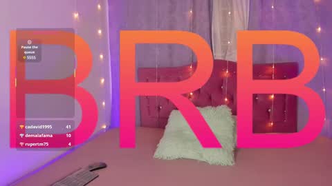 lia_little18 online show from February 9, 2025, 6:43 am