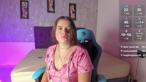 lia_little18 online show from February 16, 2025, 4:09 am