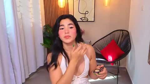 LIA online show from June 10, 2026, 8:08 pm