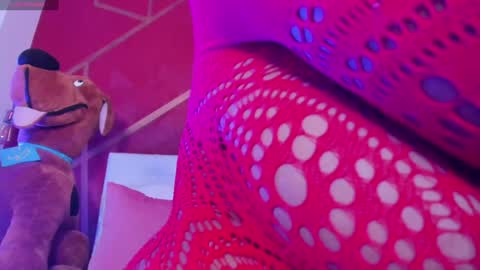 lia_mariana online show from February 3, 2025, 5:46 pm