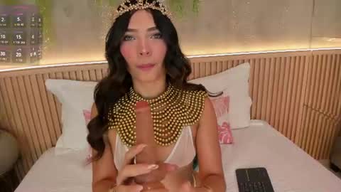 lia_montclair online show from July 5, 2026, 12:56 pm