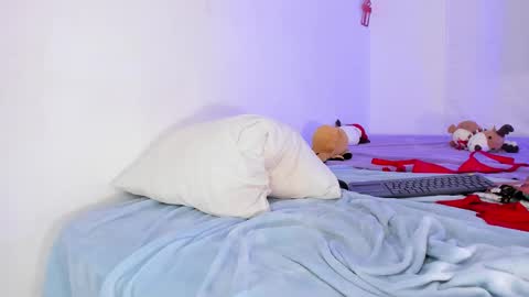 lia_petite01 online show from January 14, 2025, 5:30 am