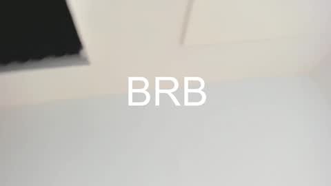 Lia online show from February 2, 2026, 4:00 am