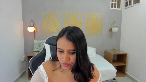 Lia  online show from February 15, 2025, 5:19 am
