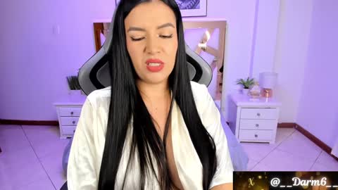Alejandra online show from January 5, 2025, 9:15 am