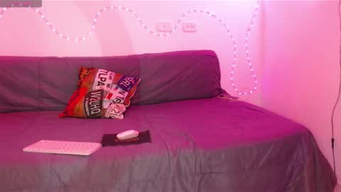 lia_tgn online show from September 28, 2025, 6:24 pm