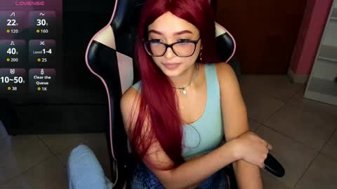 Snapshot of lia_varel chatting on June 5, 2026, 10:59 pm lia_varel online show from June 5, 2026, 10:59 pm