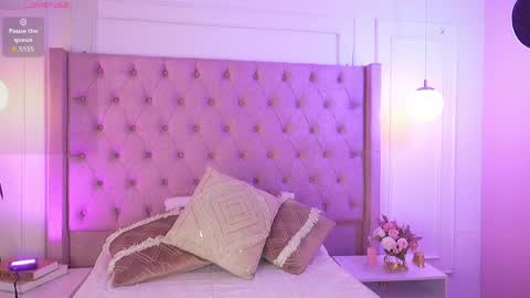 LIA  online show from April 29, 2026, 3:54 am