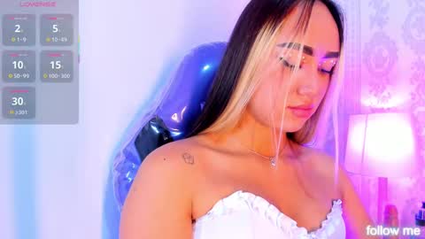 Liaa online show from November 8, 2025, 3:07 am