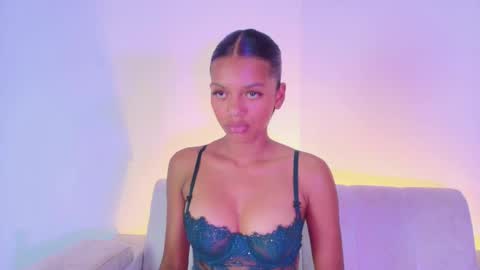 Snapshot of liaa_taylor1 chatting on May 24, 2026, 8:14 pm Lia online show from May 24, 2026, 8:14 pm