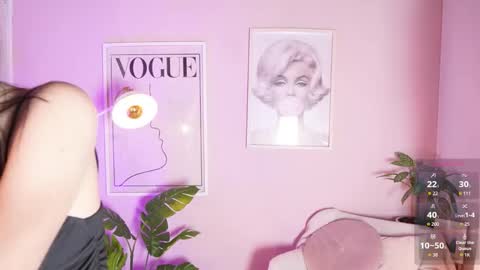 Lia  online show from February 18, 2026, 12:23 pm