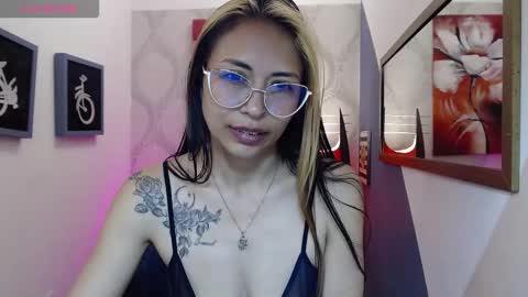 Snapshot of liaaa_seraaph chatting on February 3, 2026, 2:00 pm Liaaa Seraaph online show from February 3, 2026, 2:00 pm