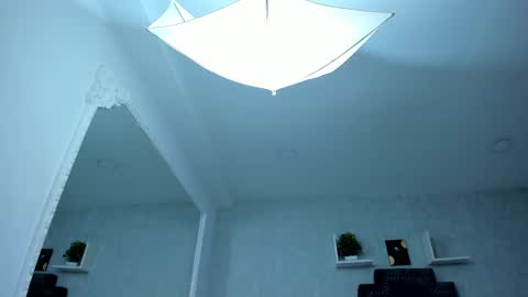 Liam Smith online show from October 16, 2025, 12:17 pm