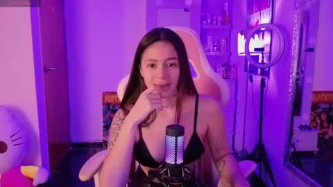 Lia Butera online show from May 9, 2026, 8:25 pm