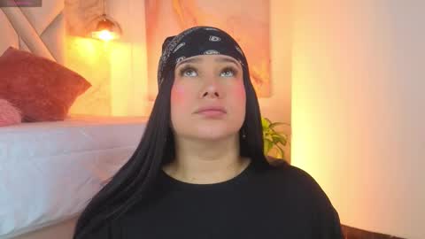 Lia Cox online show from March 6, 2026, 3:36 am