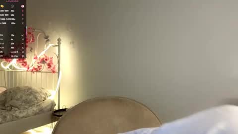 Snapshot of liaglamour chatting on October 14, 2025, 9:43 am Lia online show from October 14, 2025, 9:43 am