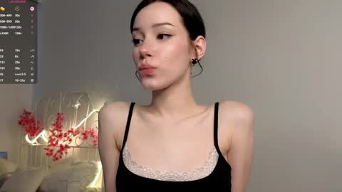 Lia  online show from June 4, 2026, 8:53 am