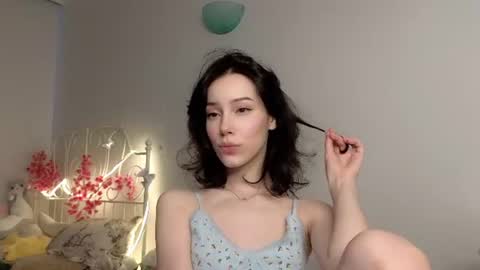 Lia  online show from June 16, 2026, 9:23 am