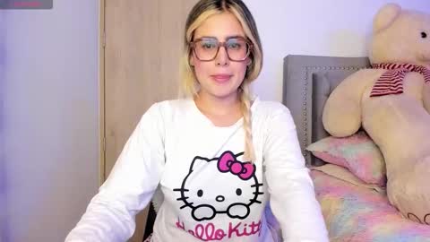 Snapshot of liahkimi chatting on September 22, 2025, 2:13 am Lia  online show from September 22, 2025, 2:13 am