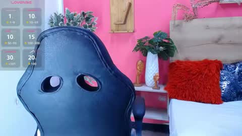lia online show from April 16, 2026, 7:03 pm