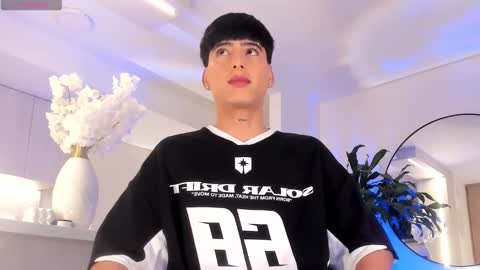 Liam online show from March 18, 2026, 2:15 am