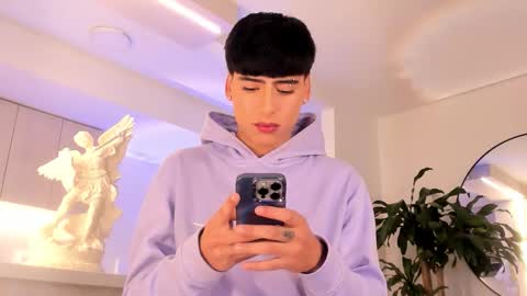 Liam online show from March 20, 2026, 1:10 am