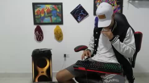 Andres online show from November 30, 2025, 10:47 pm