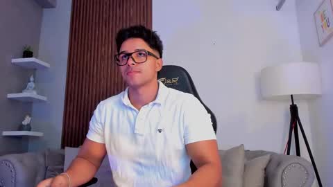 Liam Collins online show from September 20, 2025, 11:44 am