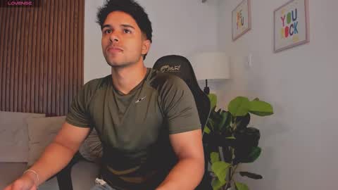 Liam Collins online show from October 3, 2025, 11:51 am